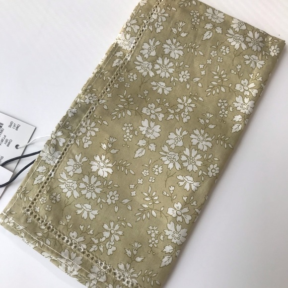 J. Crew Square Scarf in Liberty®️ Floral Print Bandana 100% Cotton - Picture 1 of 8
